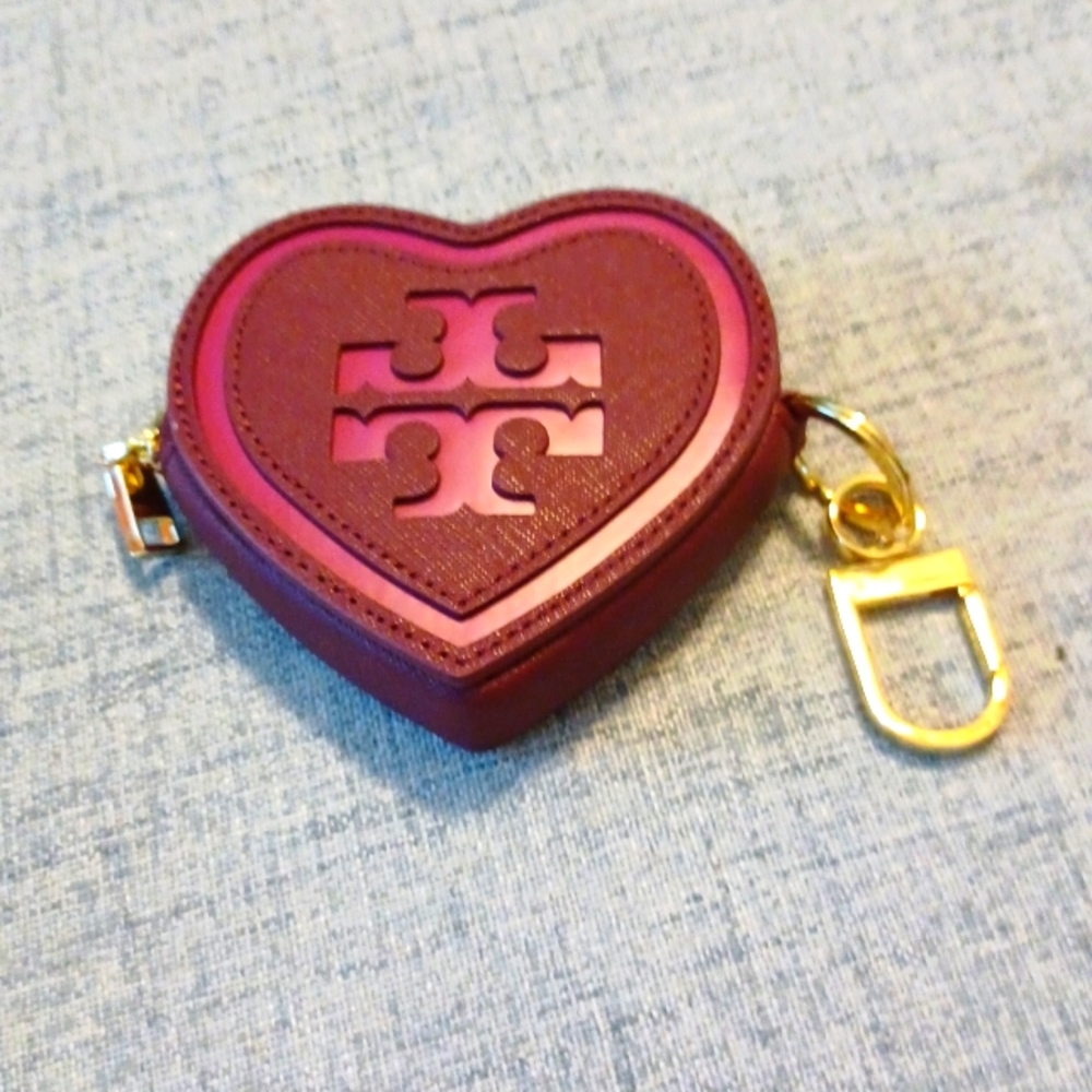 Tory Burch keychain wallet